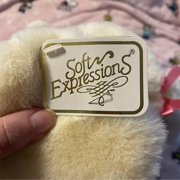 Dan Dee Soft Expressions Vintage Plush Stuffed Animal Bunny Nylon Body NWT - Picture 4 of 6